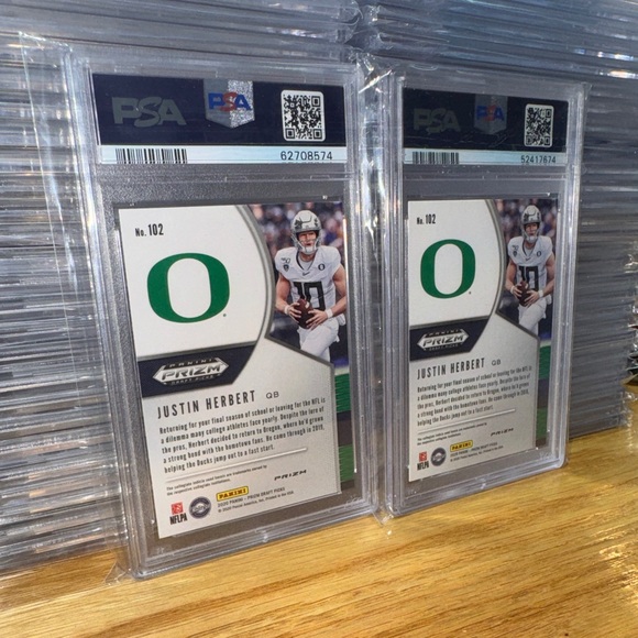 (2) 2020 Panini Prizm Justin Herbert RC Silver Prizm DP PSA 10 Gem Mint - LOT 2 - Picture 3 of 3